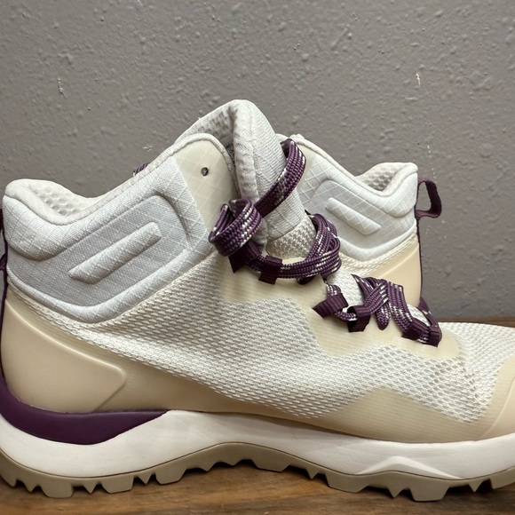 North Face Activist Mid Futurelight Boots Shoes Women’s 9 Good condition - Picture 13 of 16